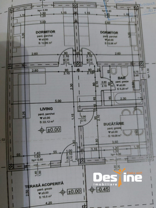 PĂUN - Casă individuală 3 camere P+POD 500 mp, la ASFALT