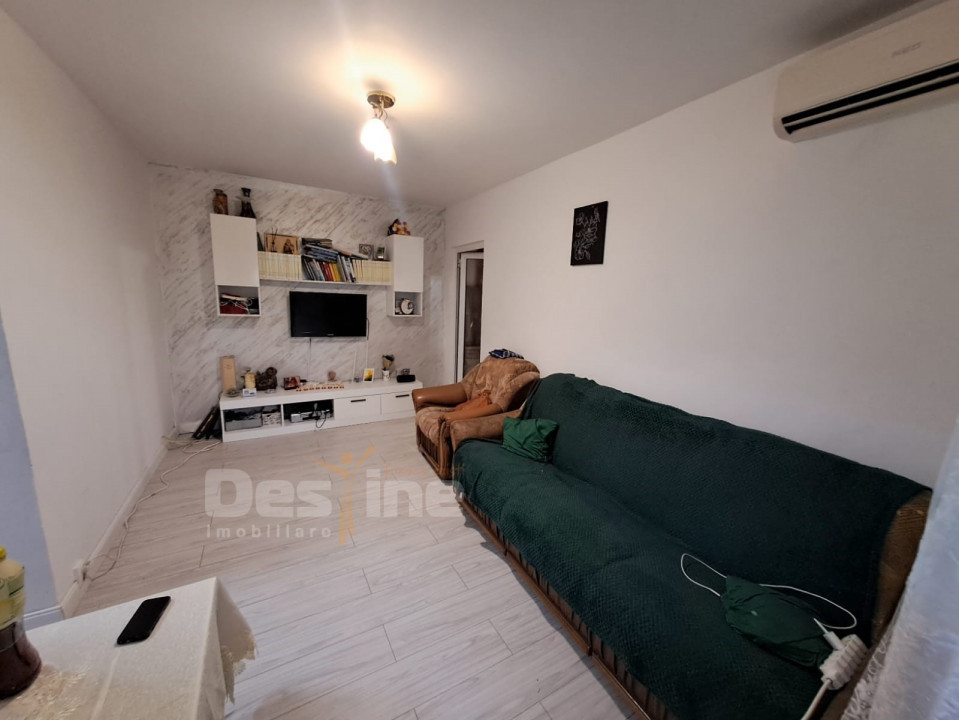 Apartament 2 camere, nedecomandat, zona Alexandru cel Bun