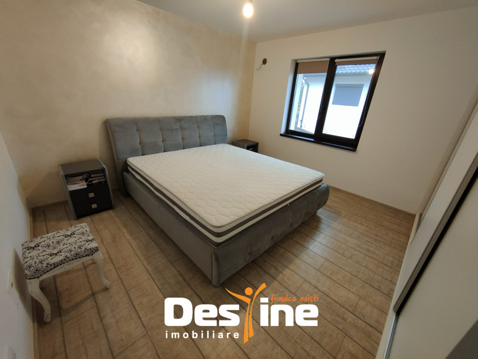 VALEA ADANCA - Casă STIL GRECESC 5 camere P+1+POD, 200 mpU