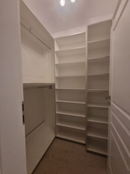 Apartament ultracentral cu parcare subterană, Cluj-Napoca