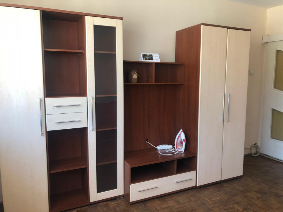 Apartament cu 2 camere, Piața Mihai Viteazu, Cluj-Napoca 