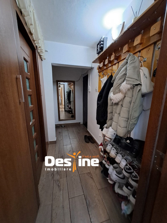 Alexandru cel Bun - Zimbru  apartament 4 camere, semidecomandat,  63,5 mp