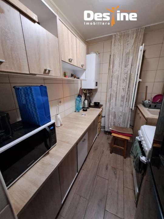 Alexandru cel Bun - Zimbru  apartament 4 camere, semidecomandat,  63,5 mp