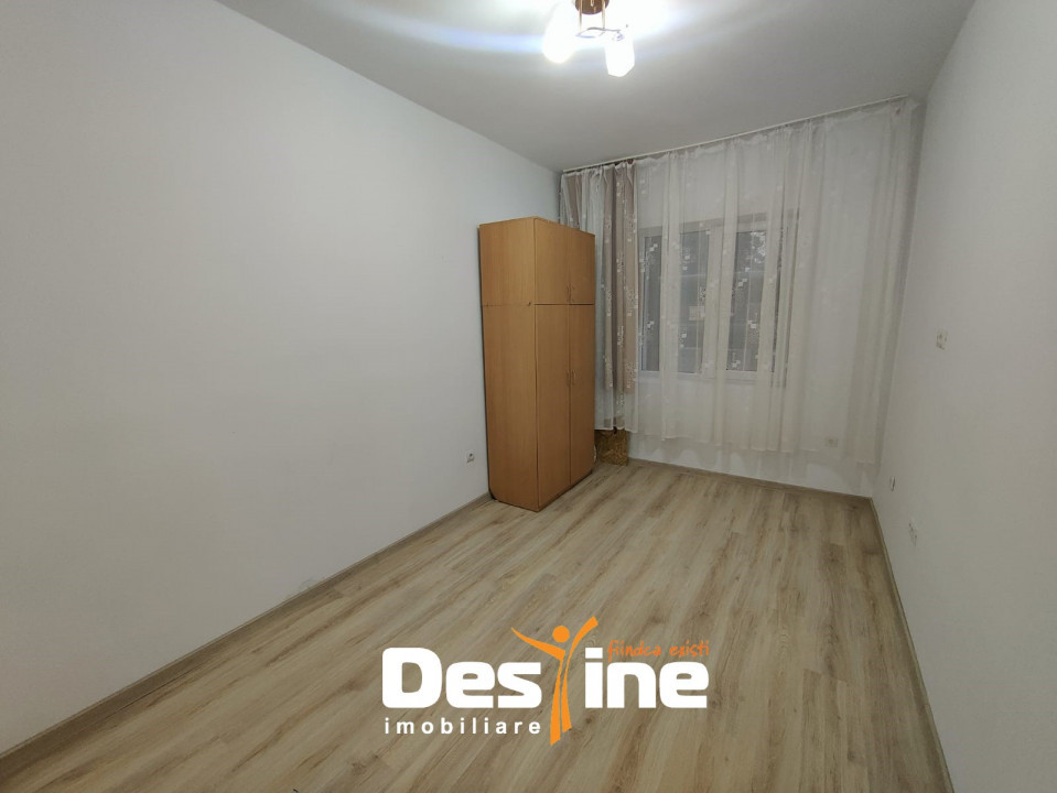 Garsonieră 16 mp + boxă 4 mp, COMPLET RENOVATĂ - Bularga