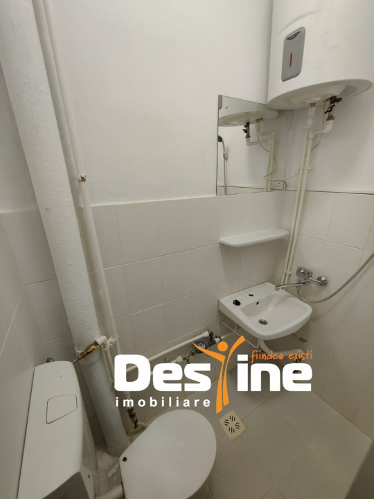 Garsonieră 16 mp + boxă 4 mp, COMPLET RENOVATĂ - Bularga