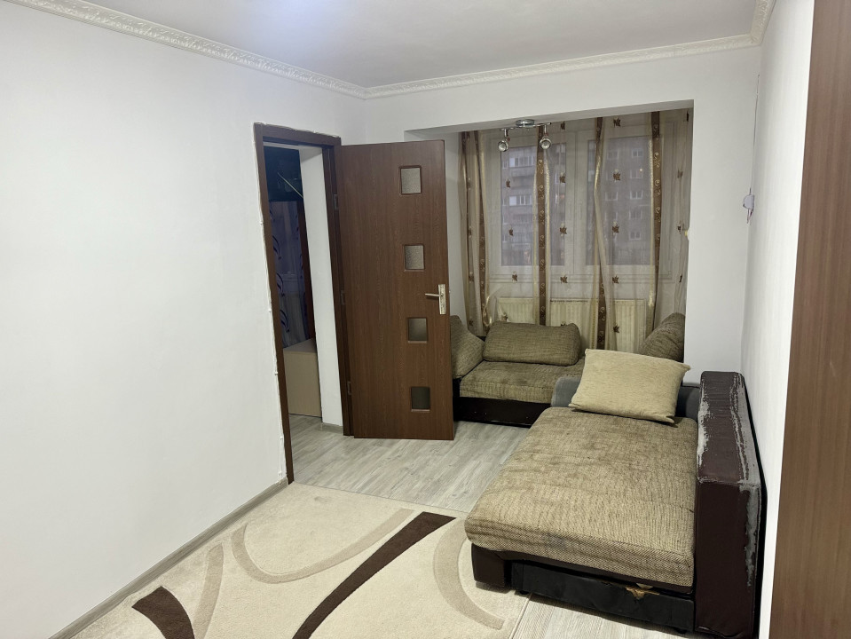 Apartament cu 3 camere bloc caramida Deva Gojdu