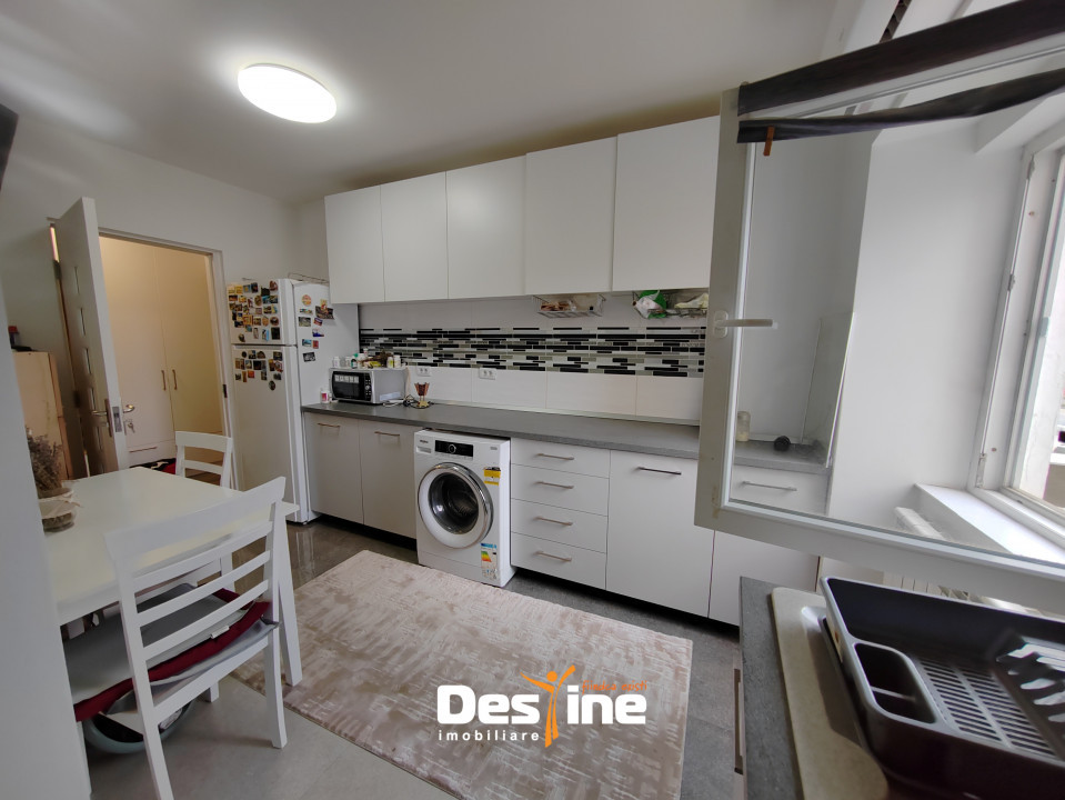 Păcurari - Apartament 4 camere DECOMANDAT 103 MP