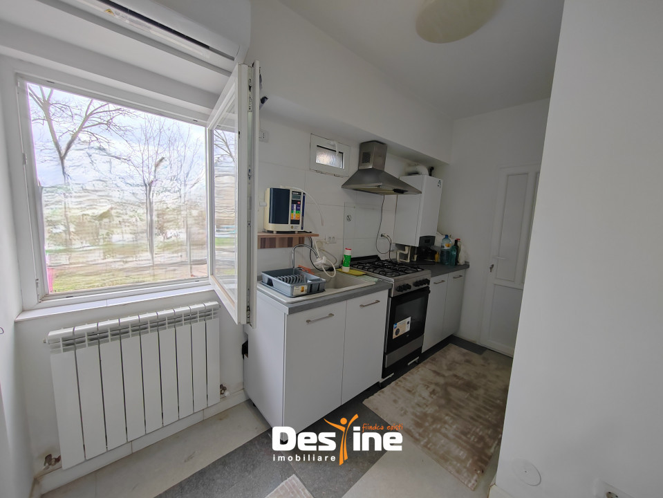 Păcurari - Apartament 4 camere DECOMANDAT 103 MP