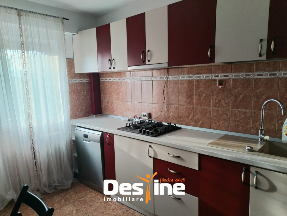 DE ÎNCHIRIAT! Apartament 2 camere MOBILAT+UTILAT+ PARCARE - GARĂ