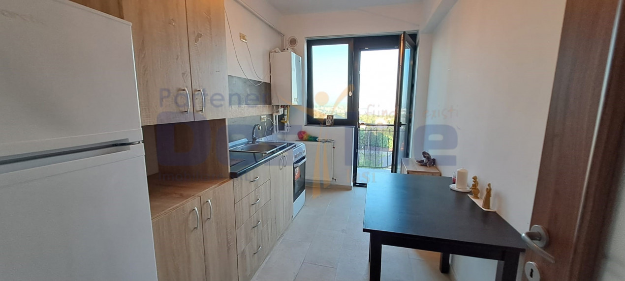 Apartament 2 camere, decomandat , Galata 