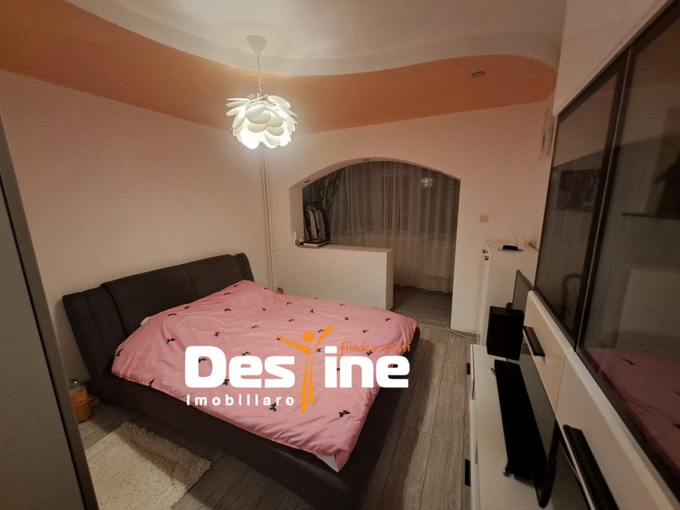 Apartament 2 camere, semidecomandat, Alexandru cel Bun