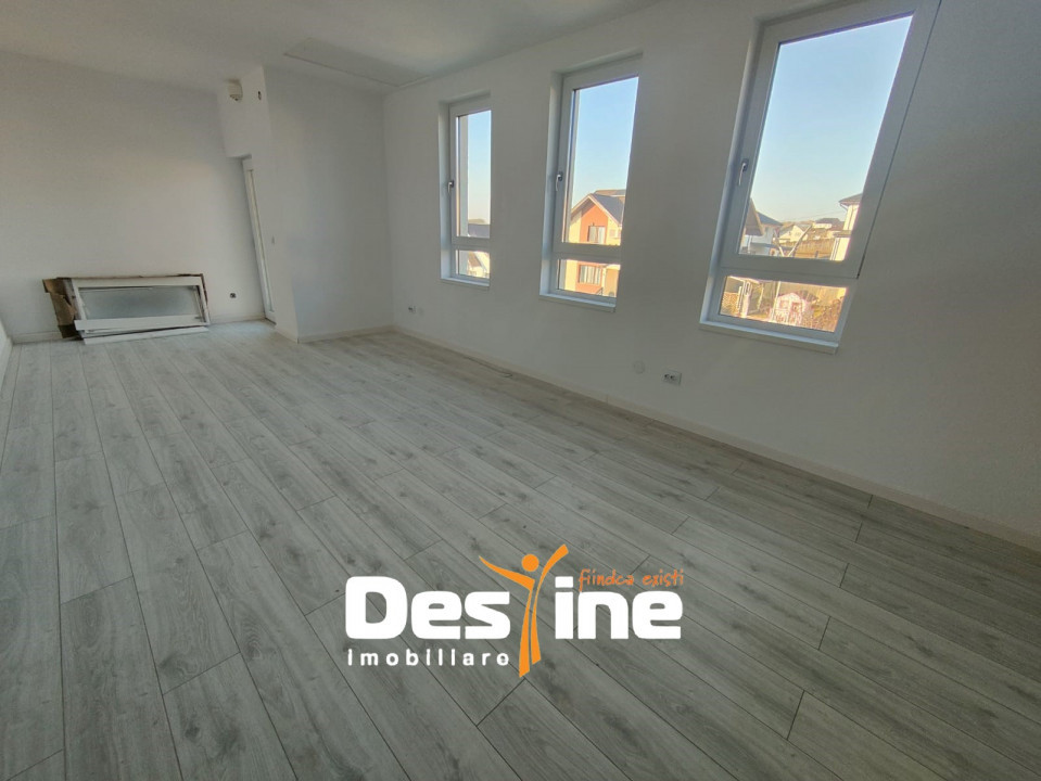 Valea Lupului - Casa D+P+E cu 6 camere 268 mp Utili 1007(€/MP)