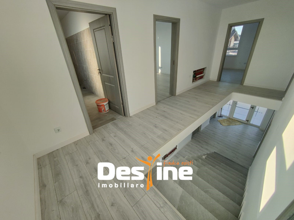 Valea Lupului - Casa D+P+E cu 6 camere 268 mp Utili 1007(€/MP)