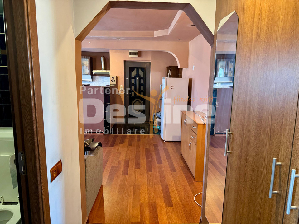 Vand apartament 2 camere Gojdu zamfirescu