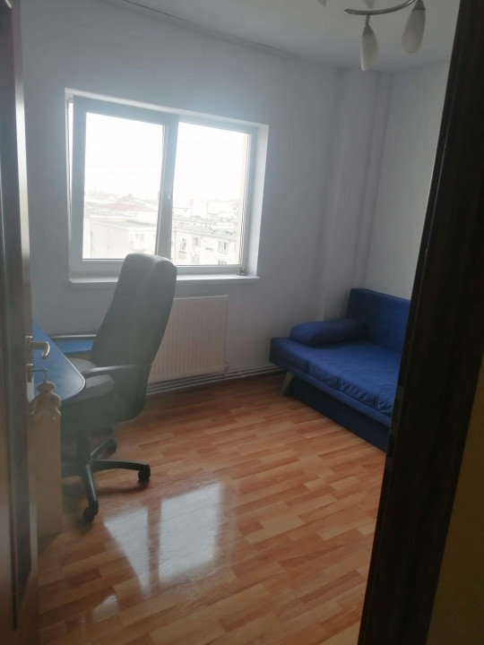 Apartament 3 camere zona Lido