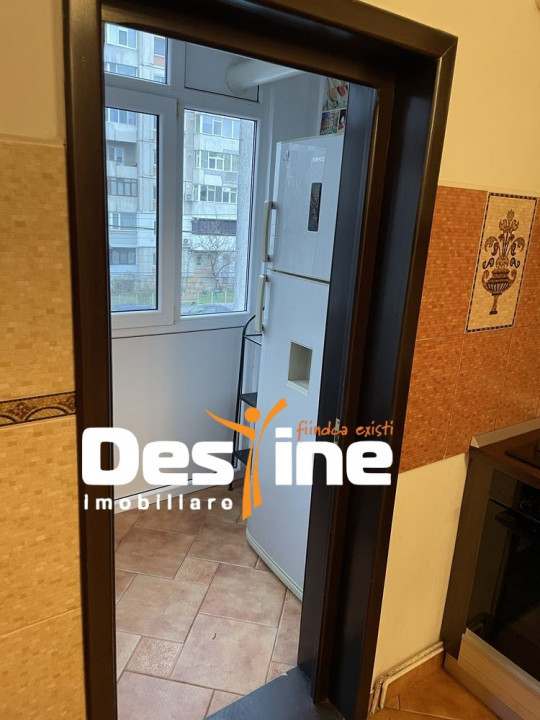 BLD. DACIA - APARTAMENT 3 camere , DECOMANDAT