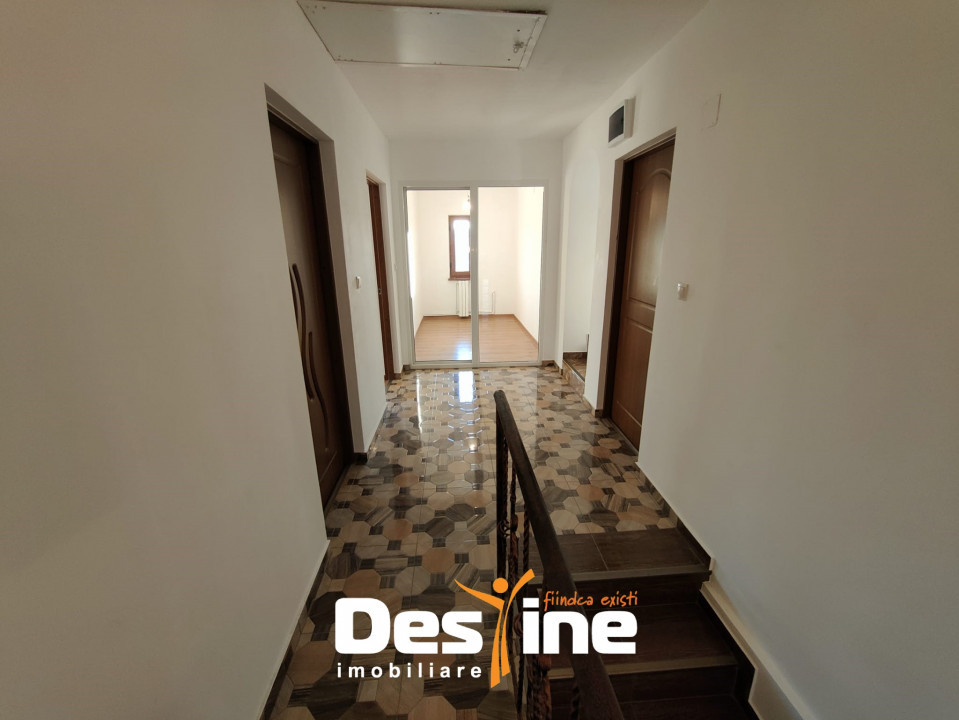 Apartament 2 camere la Vilă 86 mp+grădină - Plopii fără soț