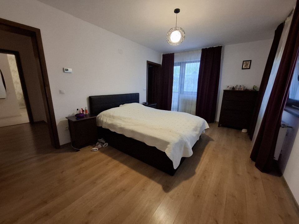 Vila 5 camere, 500 mp teren , Cocosesti Prahova