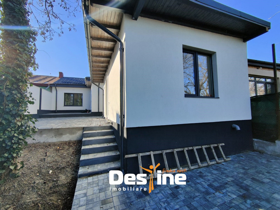 DE ÎNCHIRIAT-CASA 3 camere 62mp+Anexa GARSONIERA+400 mp teren-Sărărie