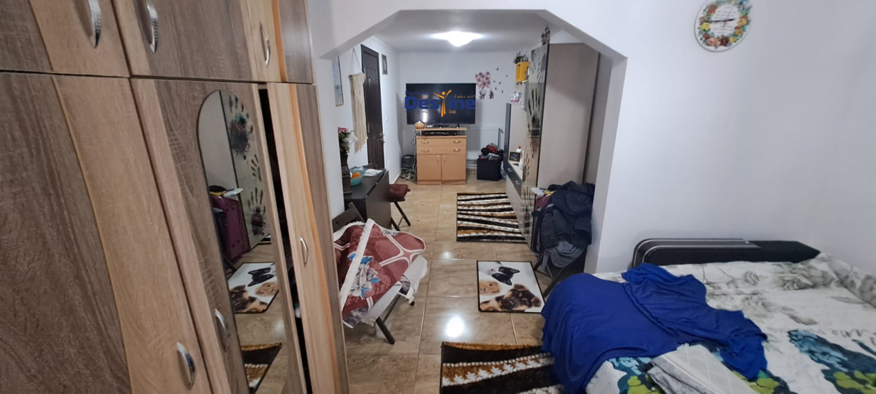 CASA  DE 41 MP CU TERASA SI CURTE DE 100MP,  GALATA 