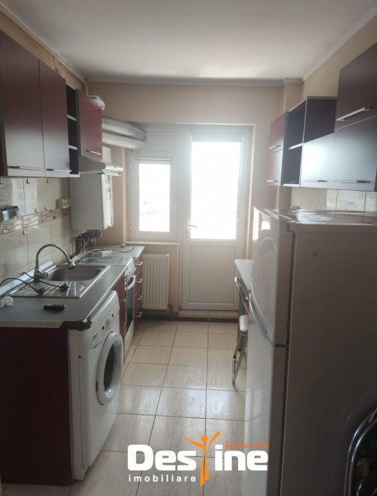 DE INCHIRIAT Apartament 3 camere pe BD.INDEPENDENTEI, mobilat si utilat, RENOVAT