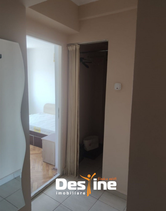 DE INCHIRIAT Apartament 3 camere pe BD.INDEPENDENTEI, mobilat si utilat, RENOVAT