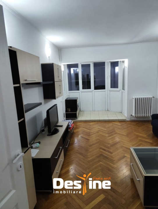 DE INCHIRIAT Apartament 3 camere pe BD.INDEPENDENTEI, mobilat si utilat, RENOVAT