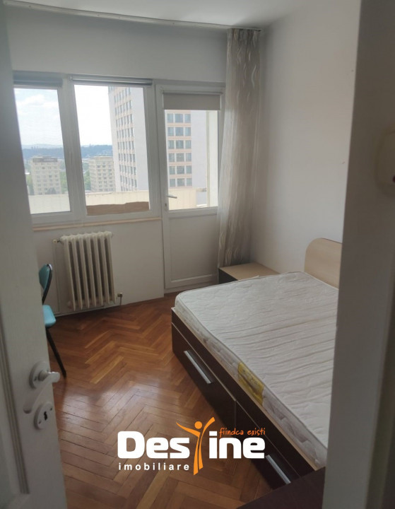 DE INCHIRIAT Apartament 3 camere pe BD.INDEPENDENTEI, mobilat si utilat, RENOVAT