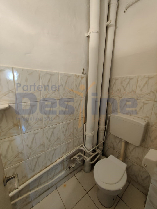 Apartament 3 camere decomandat ETAJ 3 80 MP cu boxă - Petrom PĂCURARI