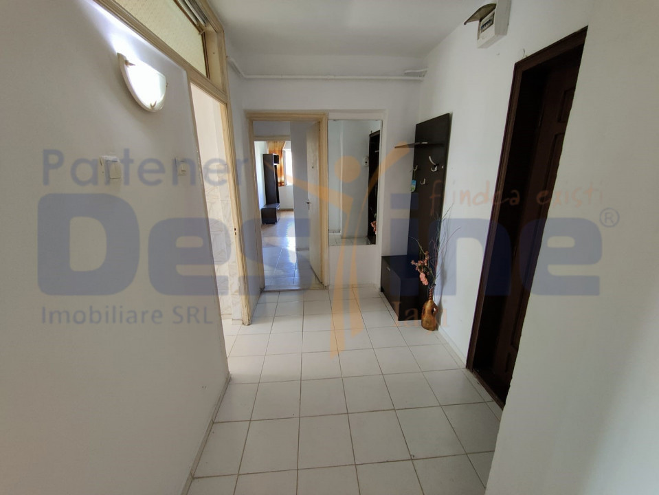 Apartament 3 camere decomandat ETAJ 3 80 MP cu boxă - Petrom PĂCURARI