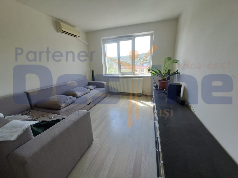 Apartament 3 camere DECOMANDAT, 70 mp,  ALEXANDRU CEL BUN