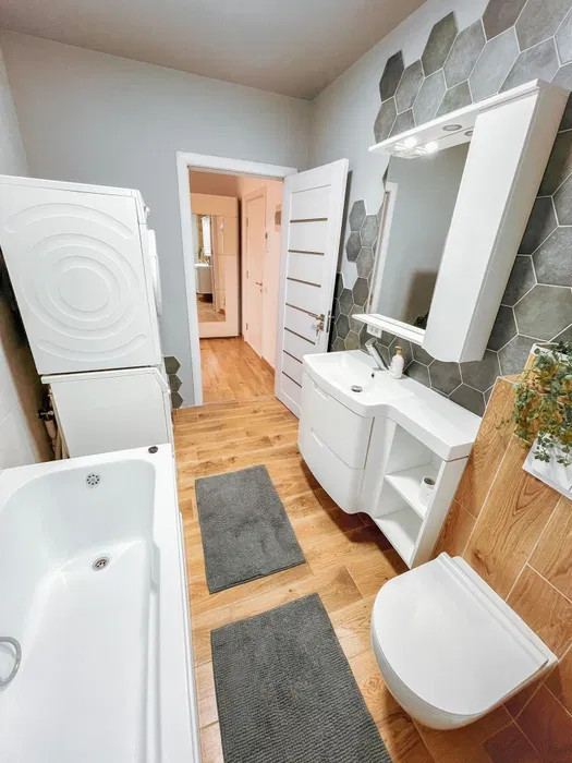 Apartament 2 camere lux 75 MP, etajul 1, TRACTORUL Brasov