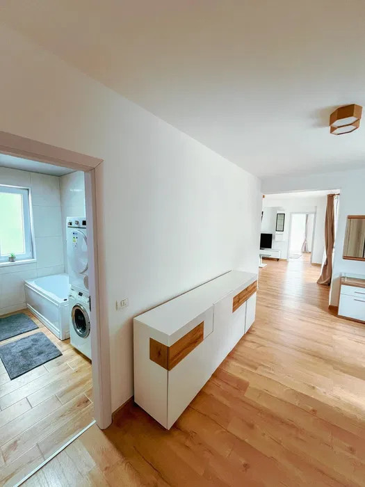 Apartament 2 camere lux 75 MP, etajul 1, TRACTORUL Brasov