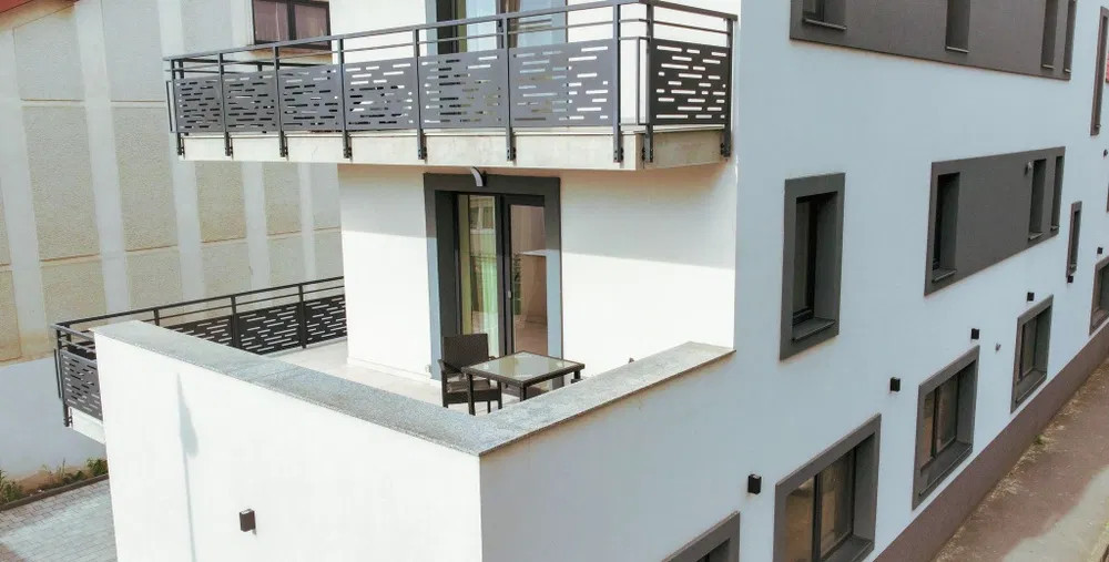 Apartament 2 camere lux 75 MP, etajul 1, TRACTORUL Brasov