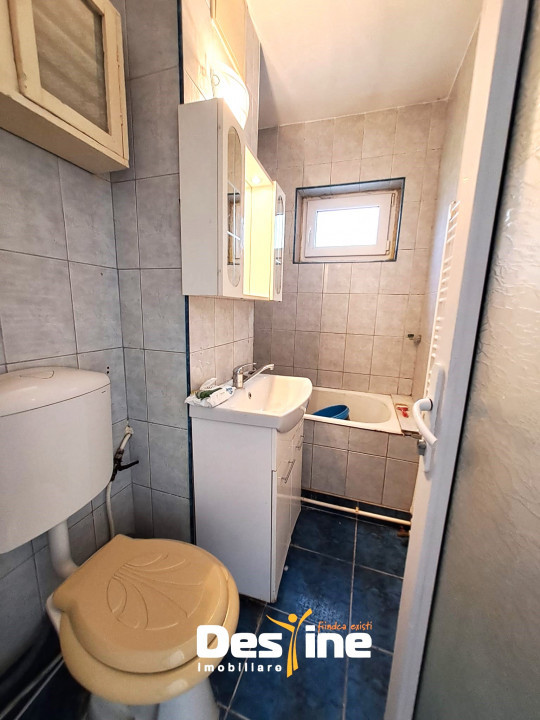 Alexandru cel Bun - Zimbru, ap 3 camere, semidecomandat, 53.2 mp , et 2