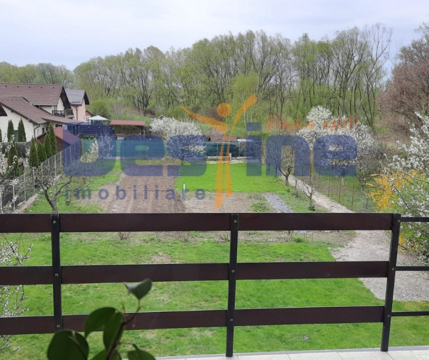 VILA cu 6 camere de vanzare in STUPINI, 250 MP + teren 1250 MP, COMISION 0%