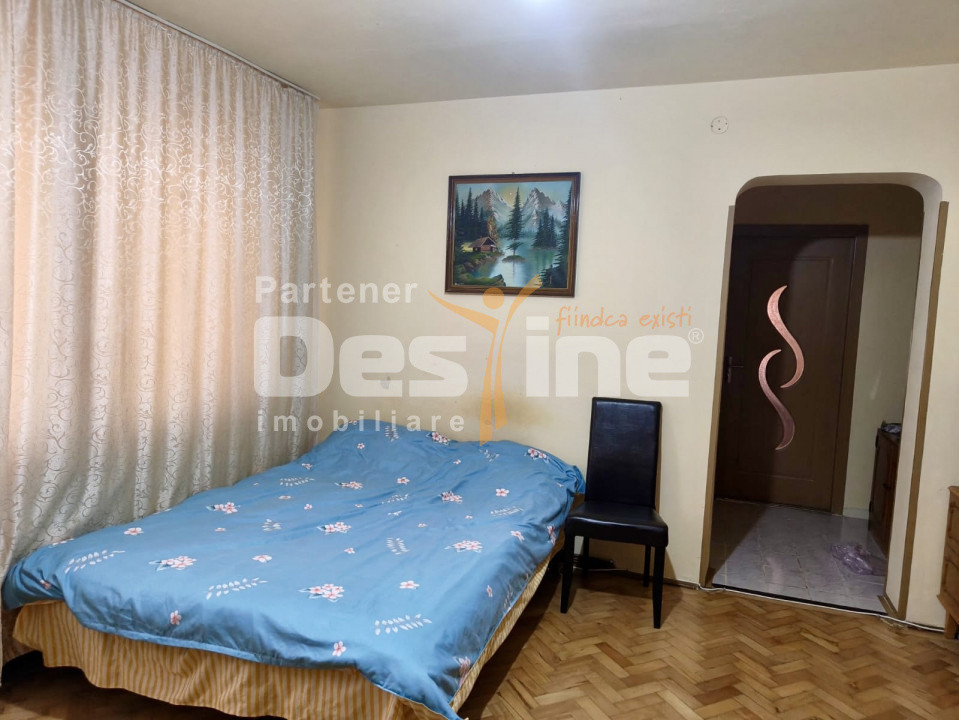 Apartament 2 camere bloc caramida etaj 1