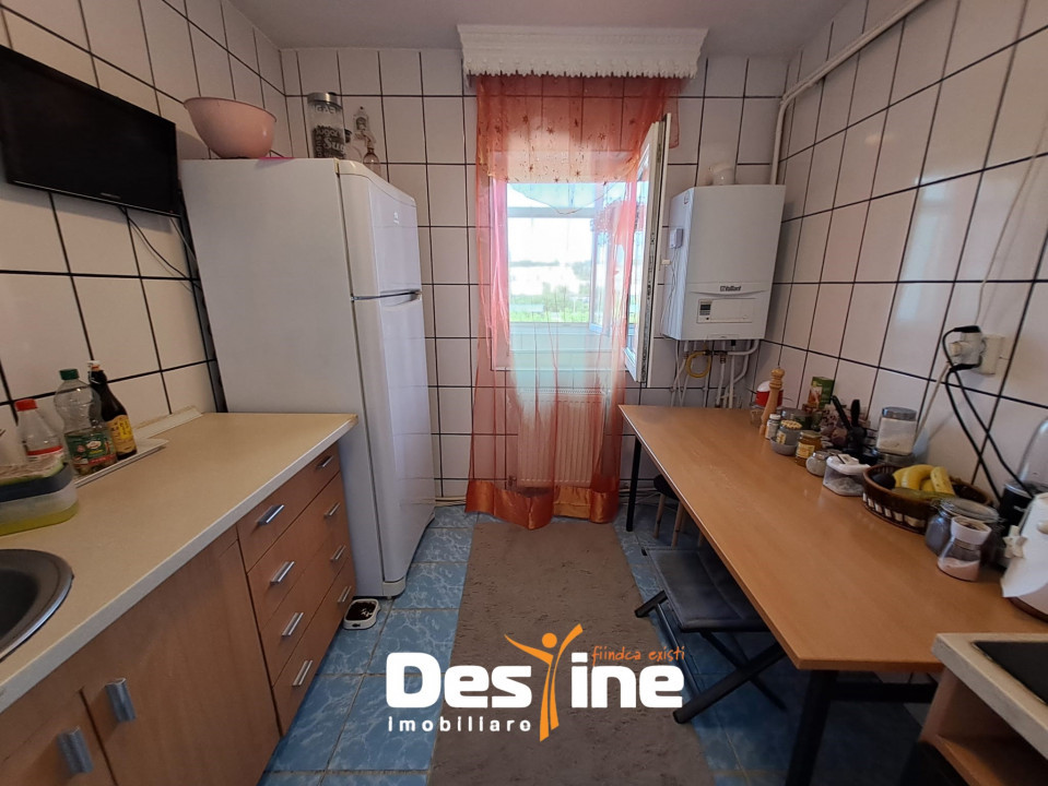 Alexandru cel Bun, ap 3 camere, DECOMANDAT , 60 mp, 101.900 EURO
