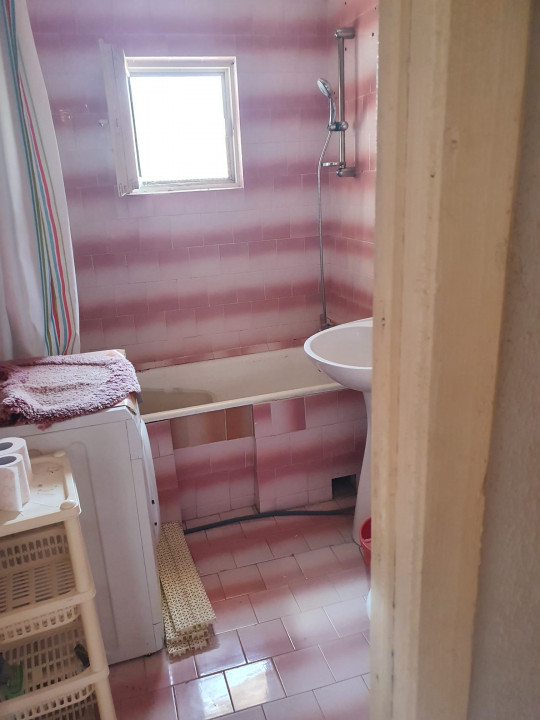 Apartament 3 camere cu centrala proprie
