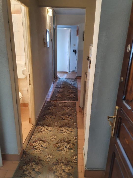 Apartament 3 camere cu centrala proprie