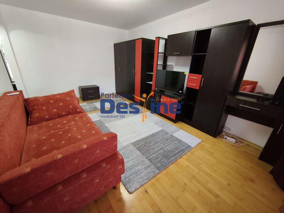 Chirie - Nicolina I - Apartament 1 cameră, Etaj 1, renovat