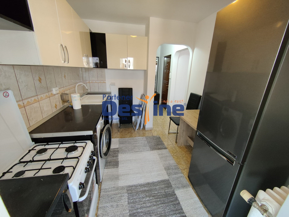 Chirie - Nicolina I - Apartament 1 cameră, Etaj 1, renovat