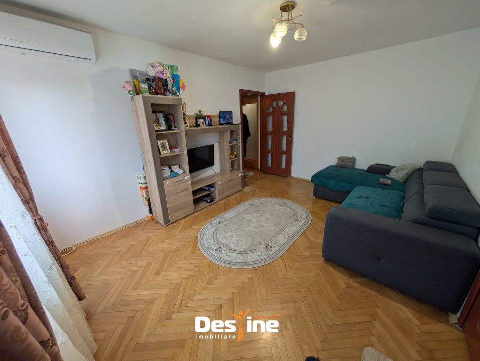 Zimbru - Apartament 2 camere etaj 2 mobilat + utilat