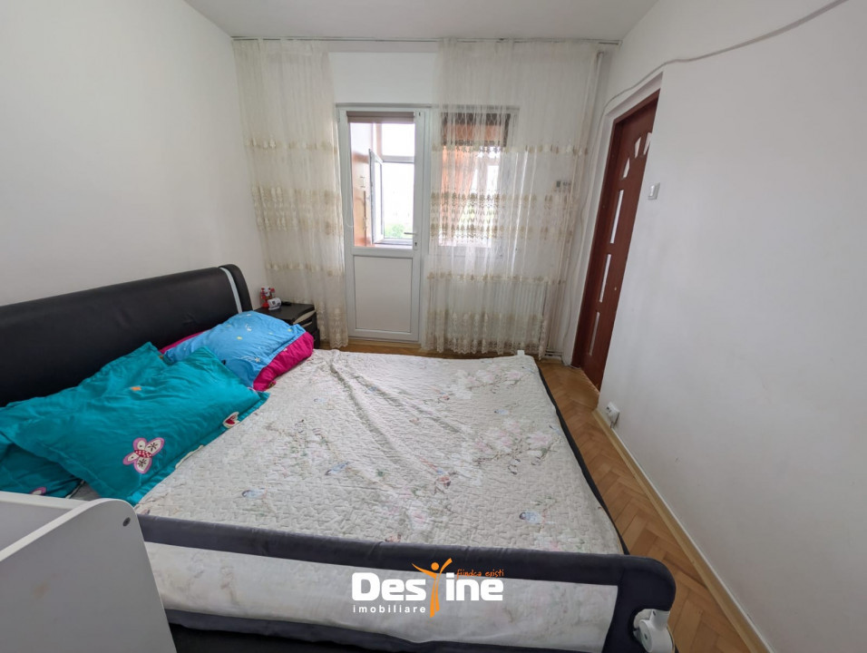 Zimbru - Apartament 2 camere etaj 2 mobilat + utilat
