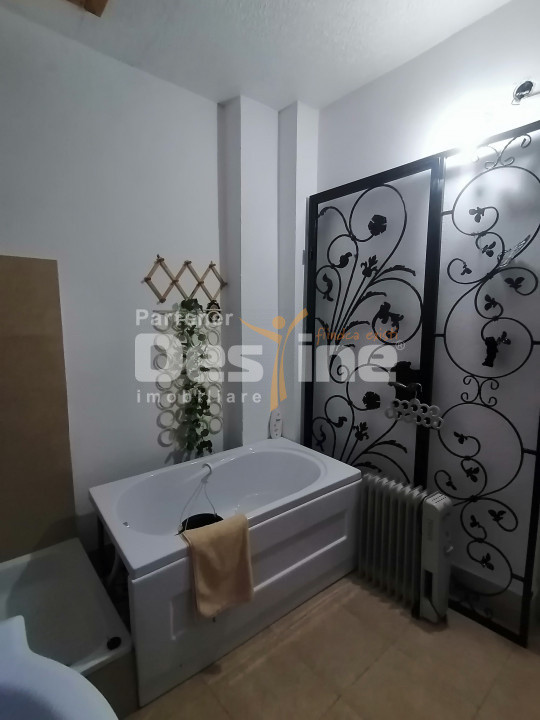 CASA DE VANZARE IN HD