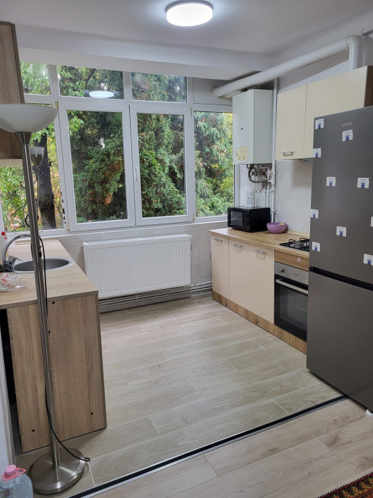 Apartament 2 cam 50 MP, et 1, PIATA ASTRA