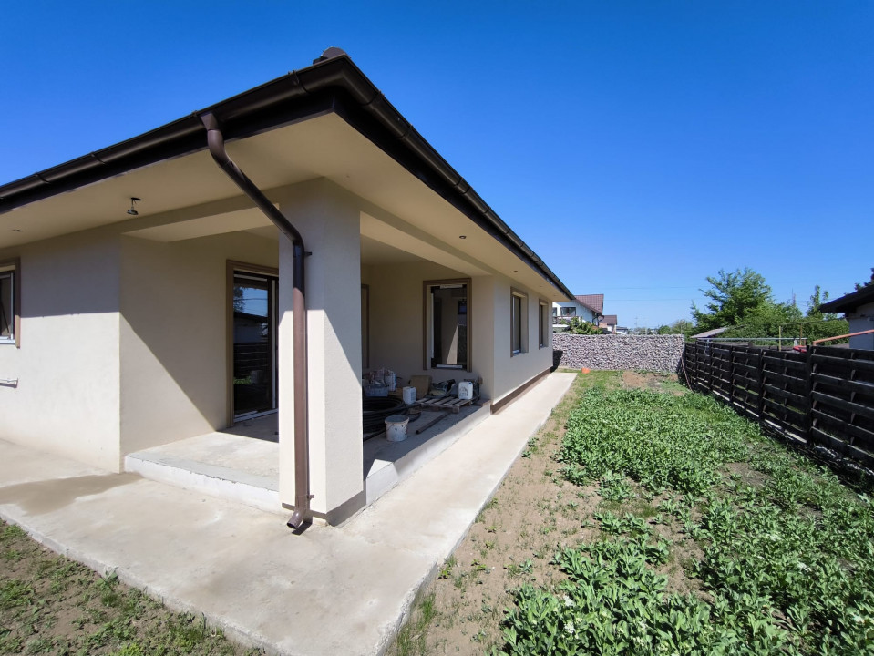 Ocazie, casa parter 4 c. 120 mp Visan, Bucium