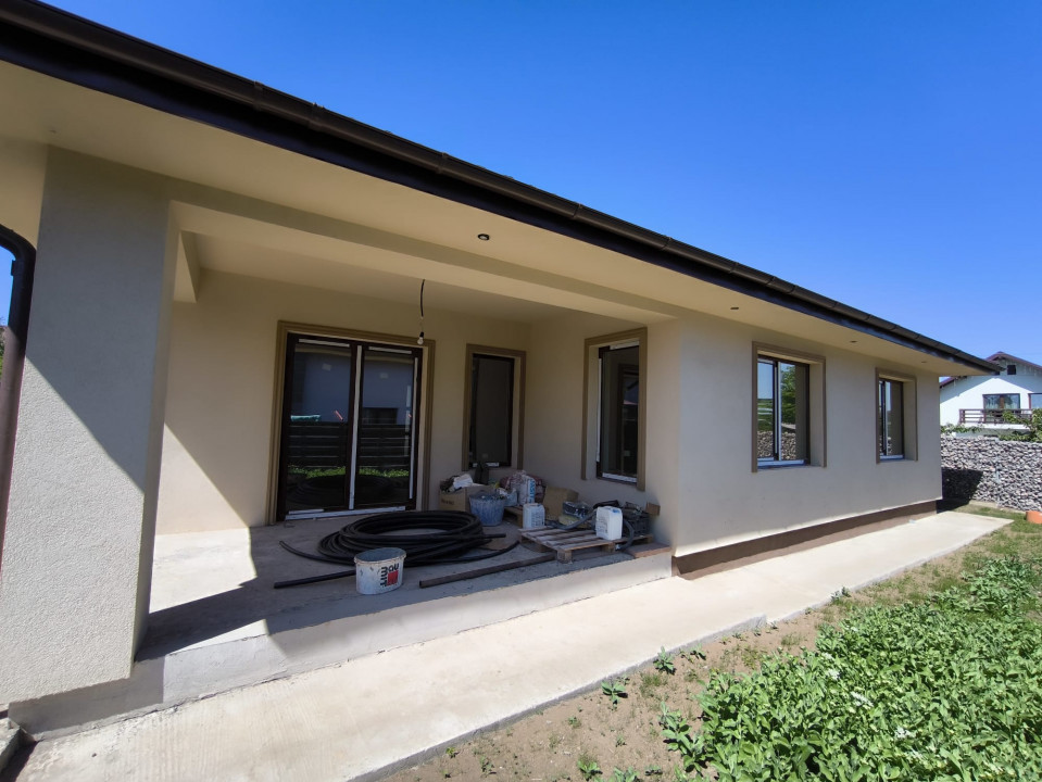 Ocazie, casa parter 4 c. 120 mp Visan, Bucium