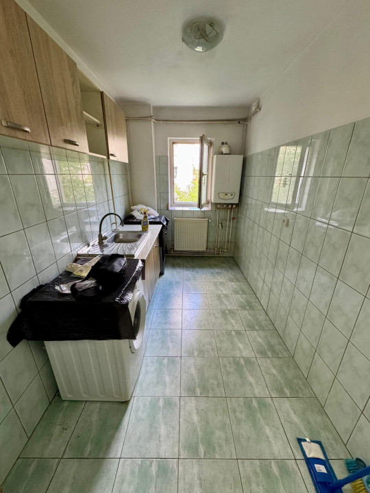 Locație excelentă în Dacia! 3 camere, etaj 1 – Apartament de renovat