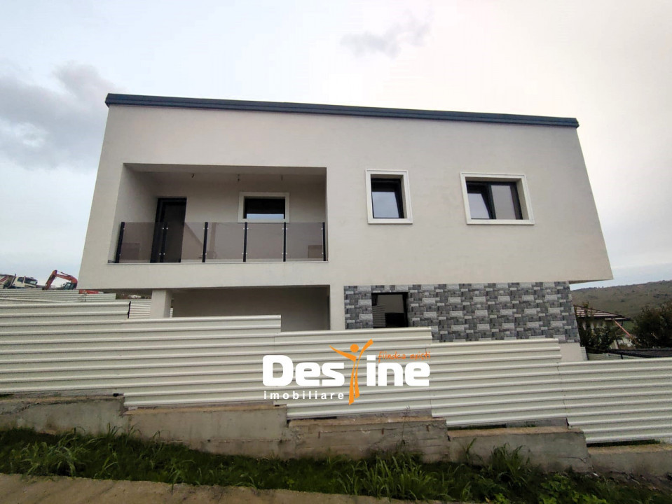 Casă INDIVIDUALĂ 126 mp P+1 TEREN 400 mp, asfalt, barieră - Șos. REDIU